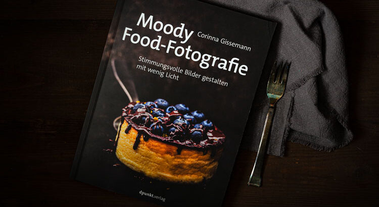 Moody Food-Fotografie-Buch-Tuch-kuchengabel