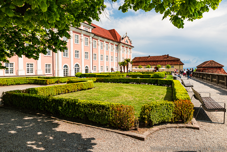 Schloss Meersburg mit Gartenanlage