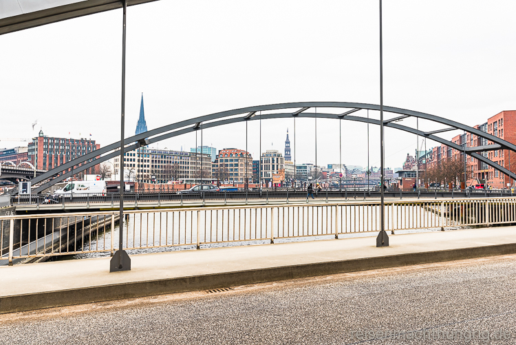 Brücke mit Aussicht